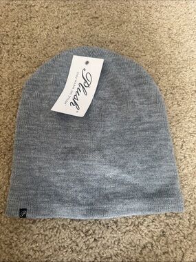 Plush Gray Ribbed Knit Slouch Beanie